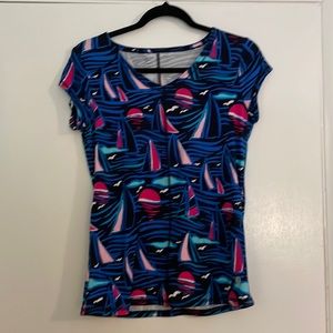 T by Talbots - women’s athletic top - size small